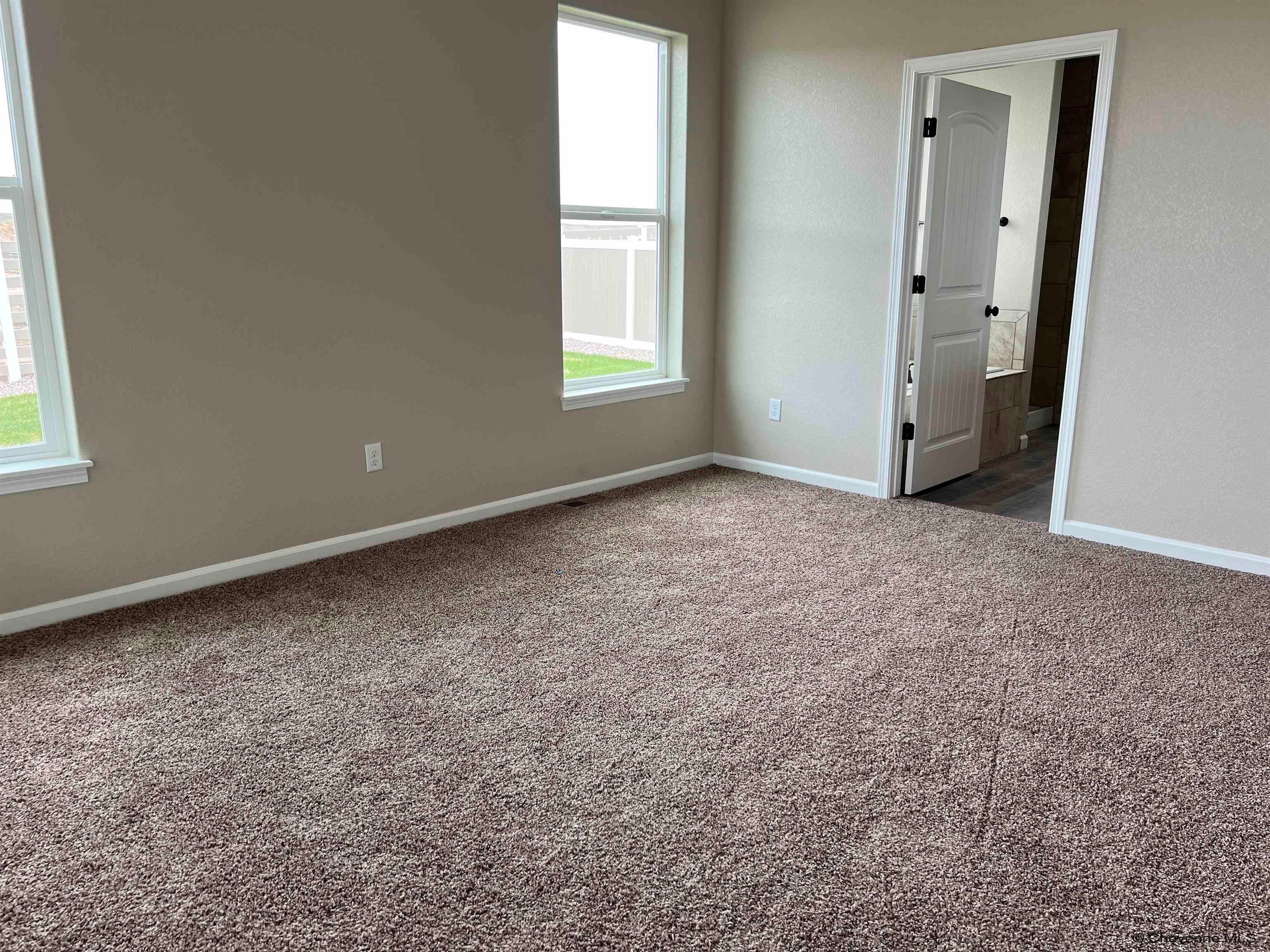 3326 Thomas Rd, Cheyenne, WY 82009 — photo 2