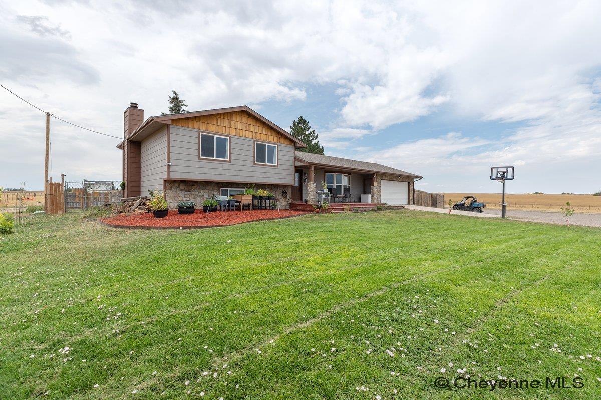 1716 Road 124 — photo