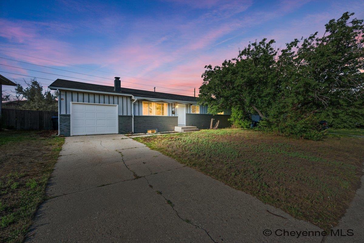 309 Bocage Dr — photo