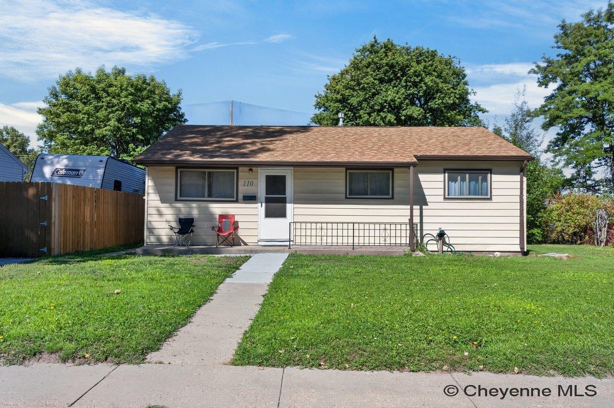 110 Ahrens Ave — photo
