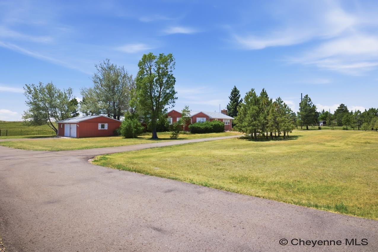 1215 Terry Ranch Rd — photo