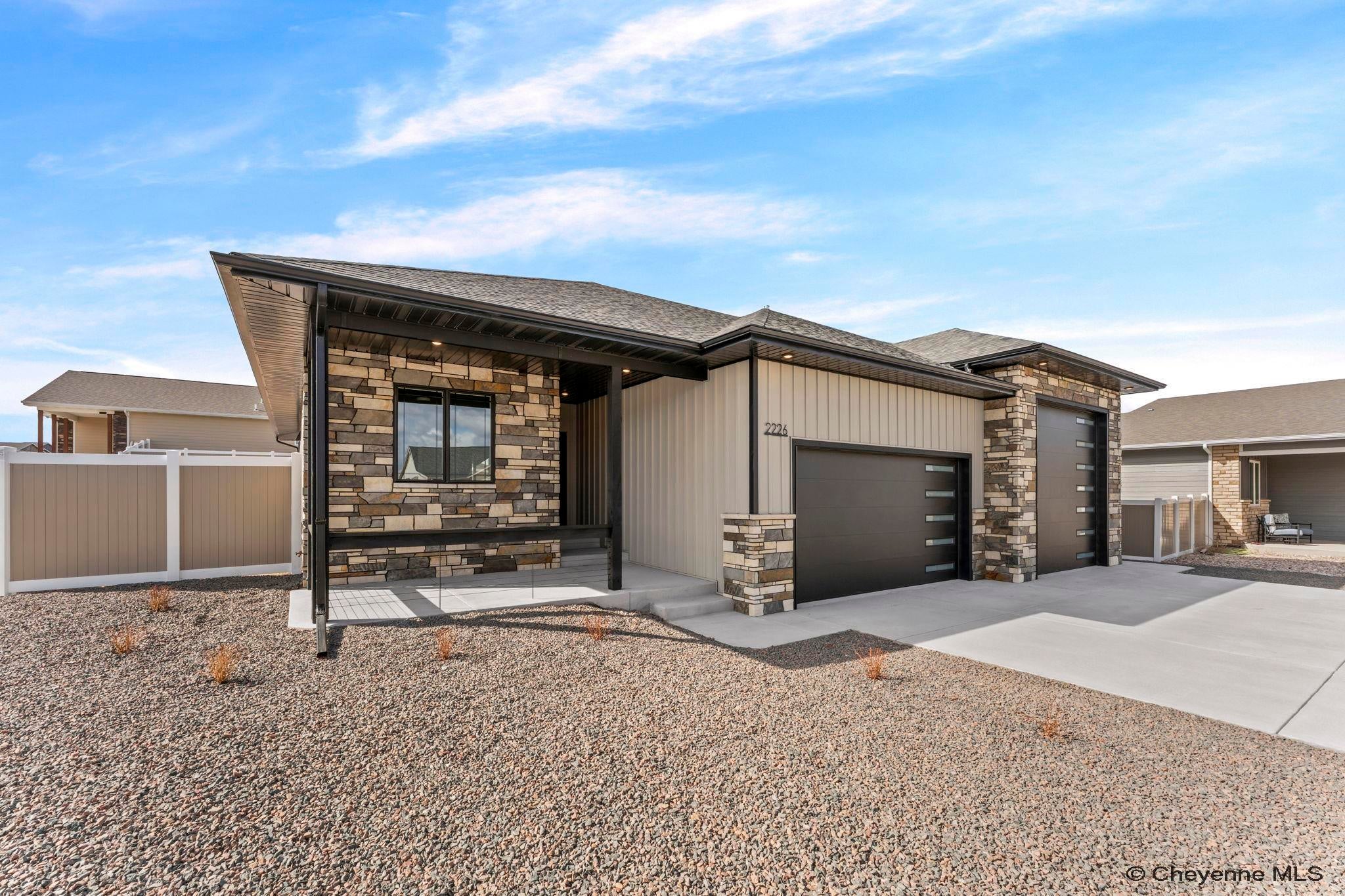 2226 Pack Saddle Rd — photo
