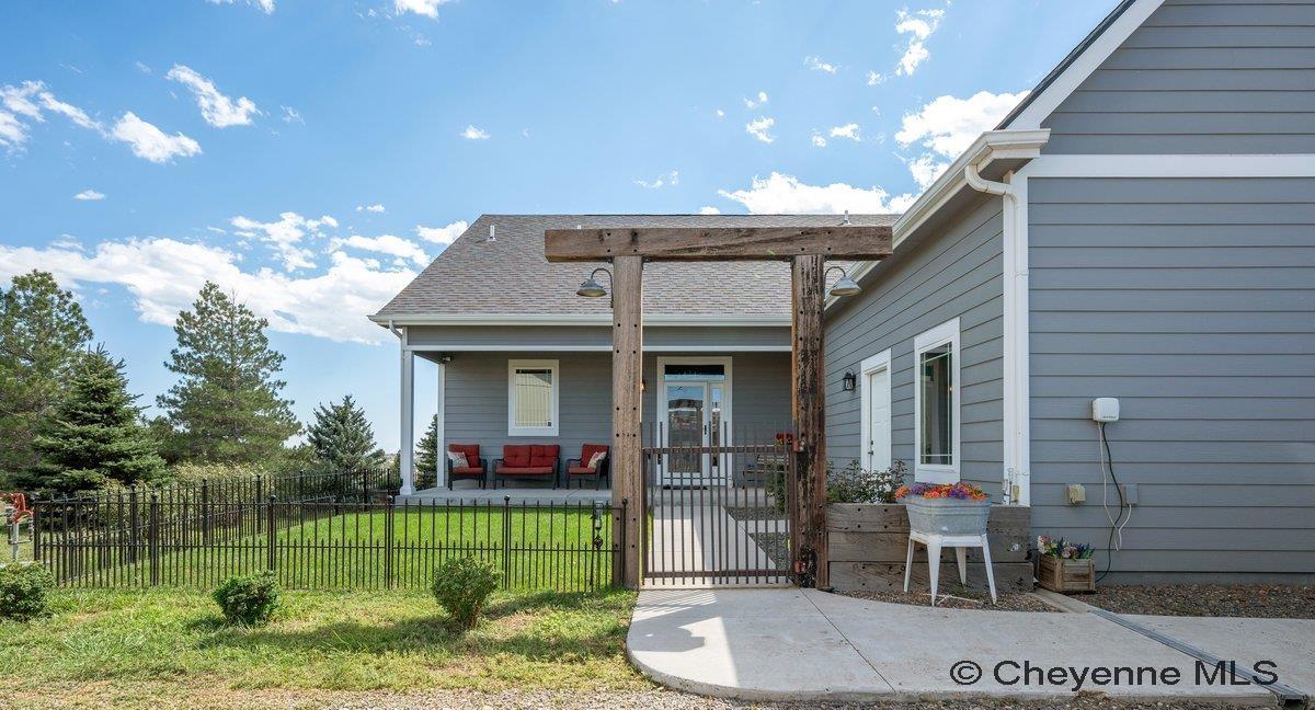 9713 Yellowstone Rd — photo