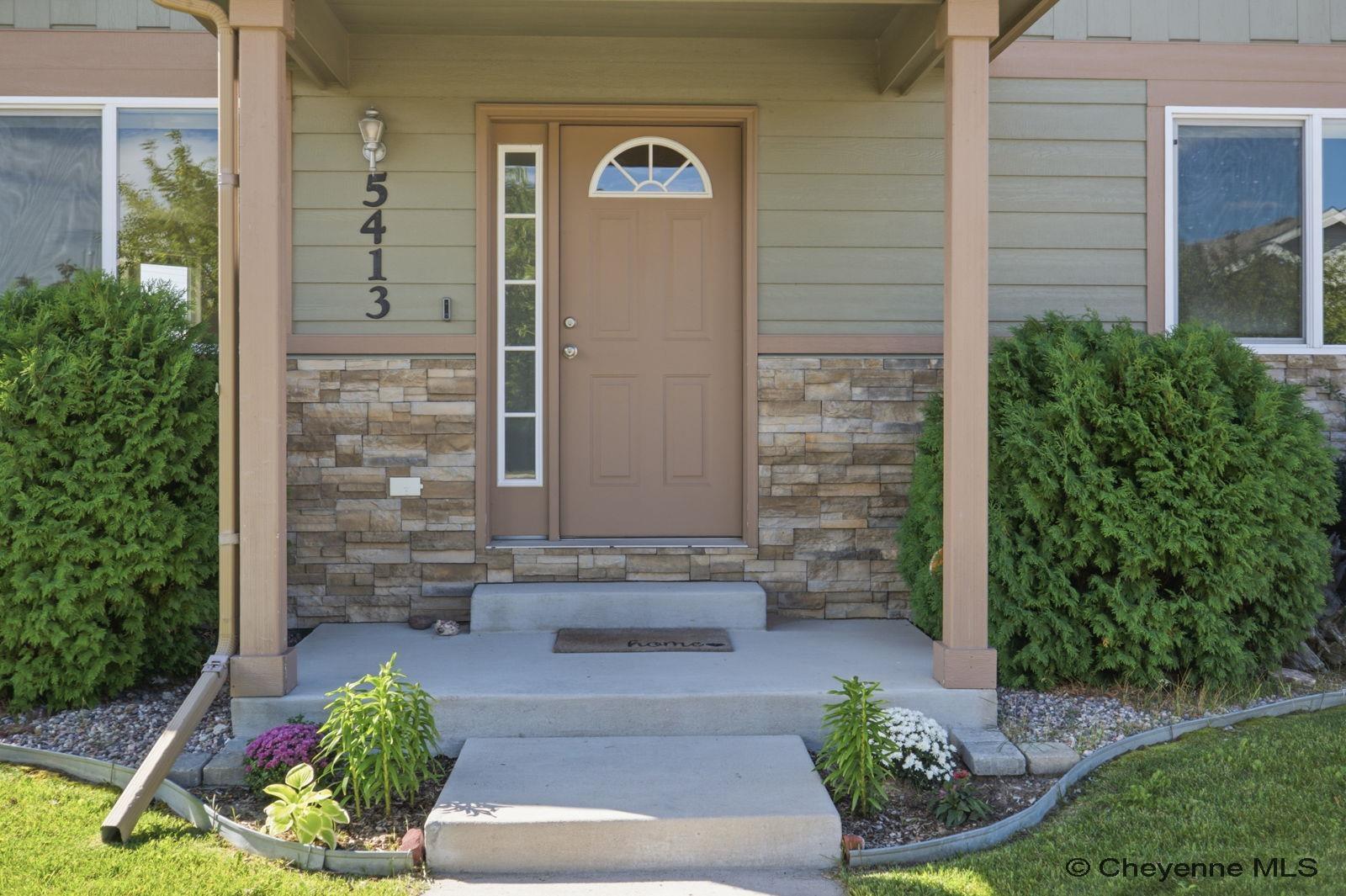 5413 Alex Ranch Rd, Cheyenne, WY 82007 — photo 2