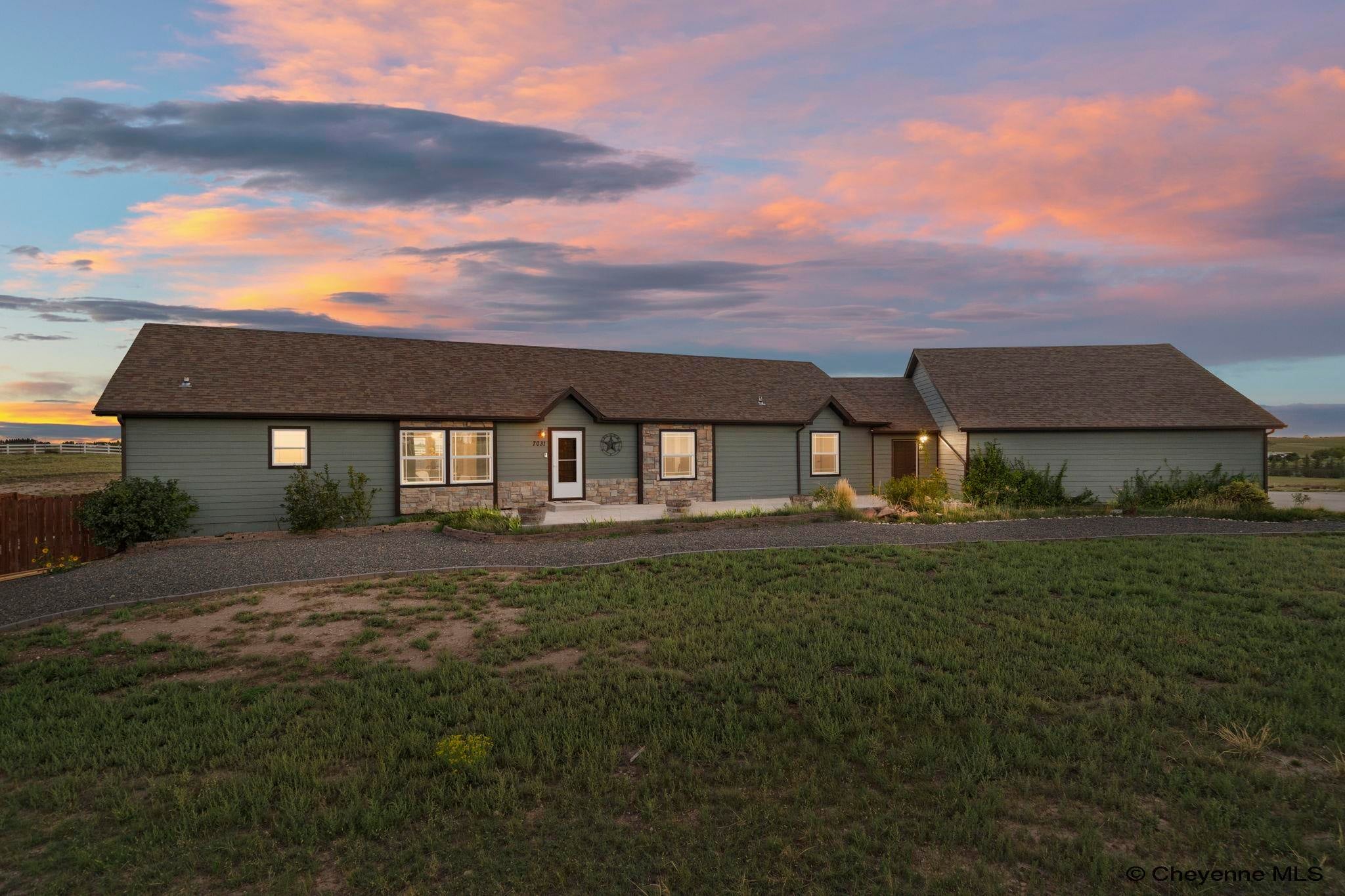 7031 E Riding Club Rd, Cheyenne, WY 82009 — photo 2