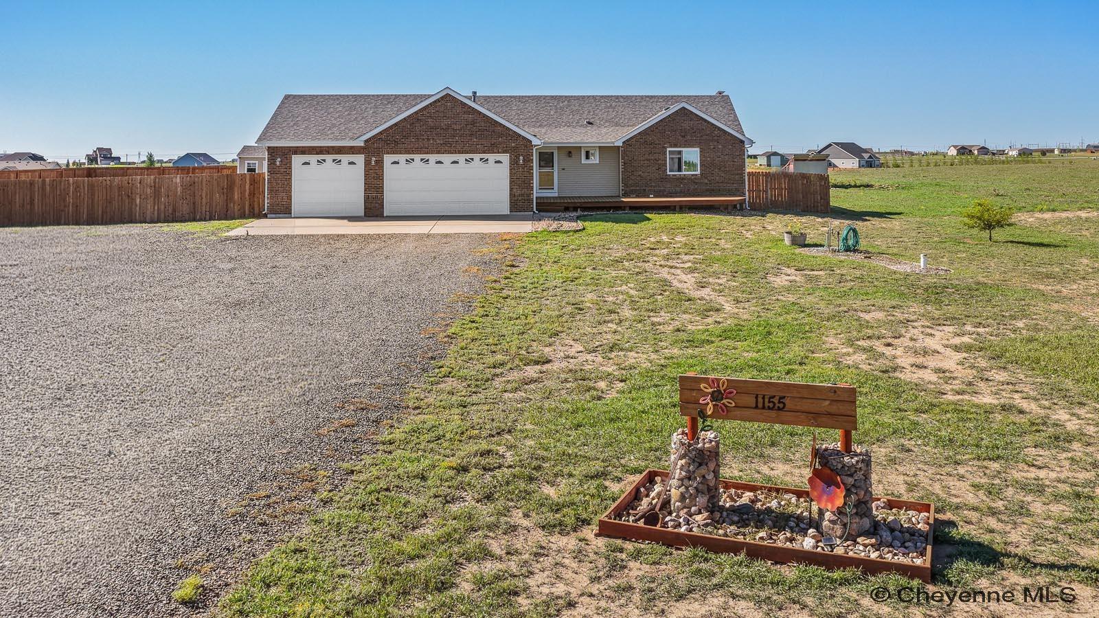 1155 Verlan Way — photo