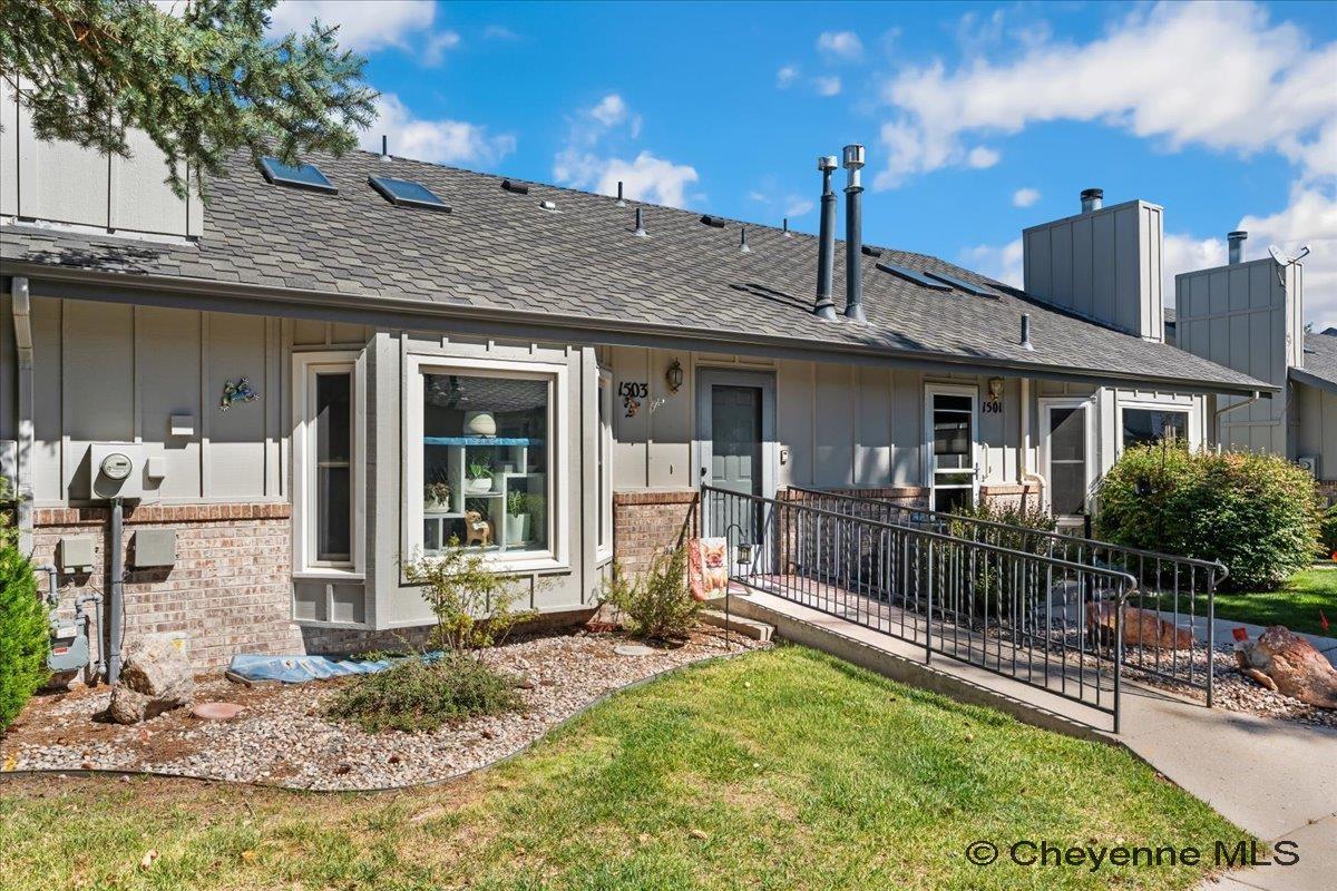 1503 Trent Ct — photo