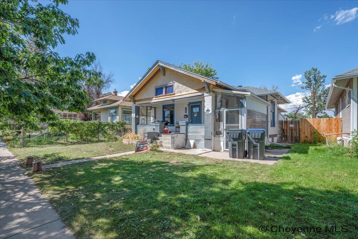 110 E 27th St, Cheyenne, WY 82001 — photo 2