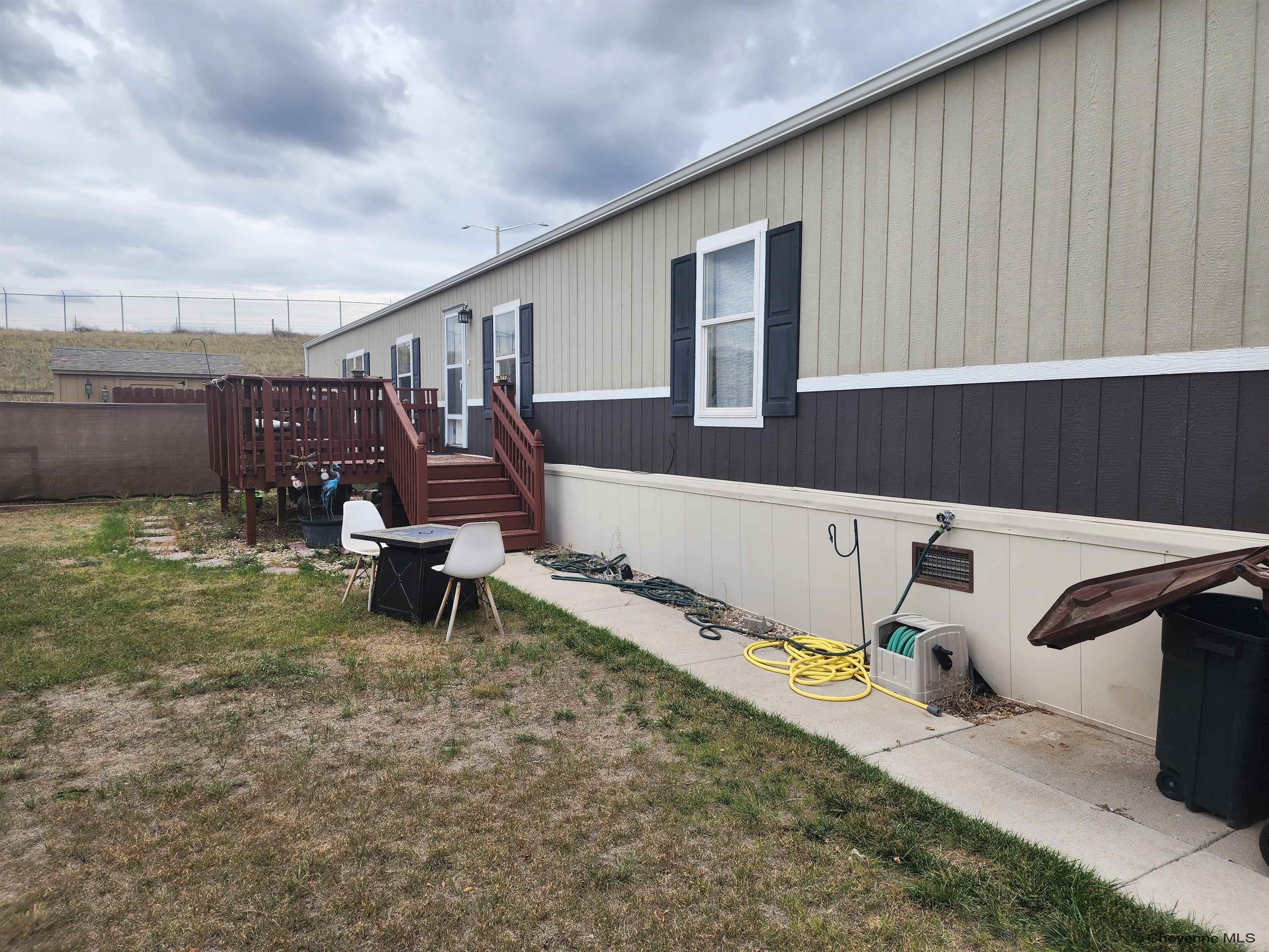 409 Lonesome Ct — photo