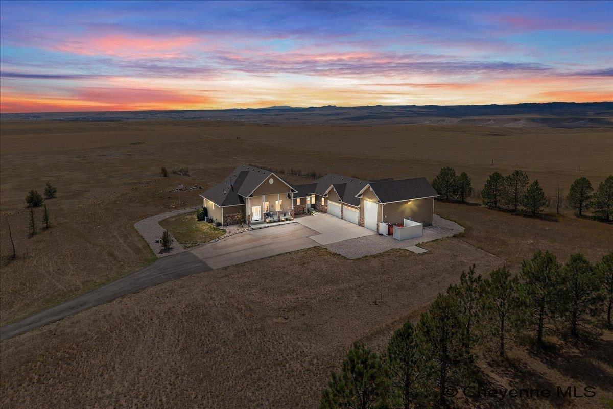 1207 Red Tail Way — photo