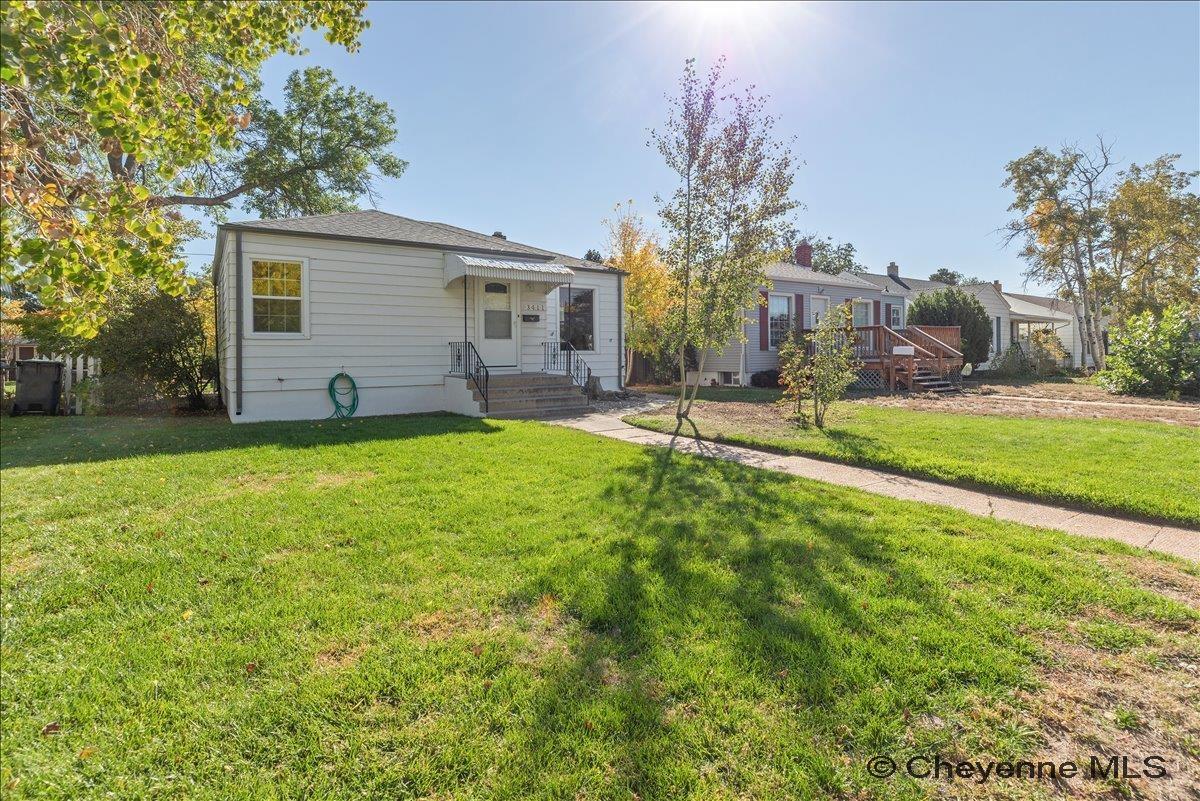 3411 Dillon Ave — photo