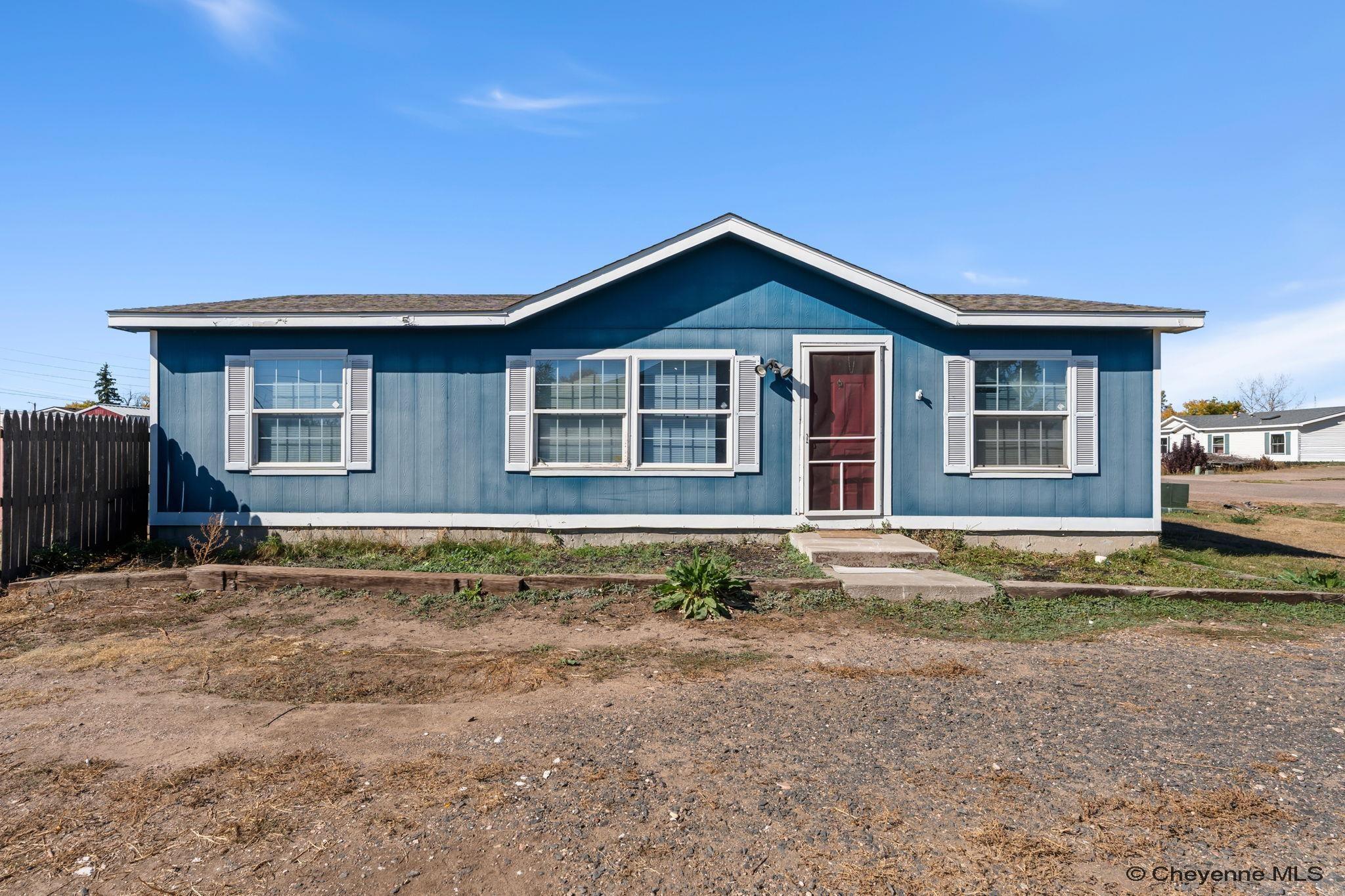 809 Sunridge Dr — photo
