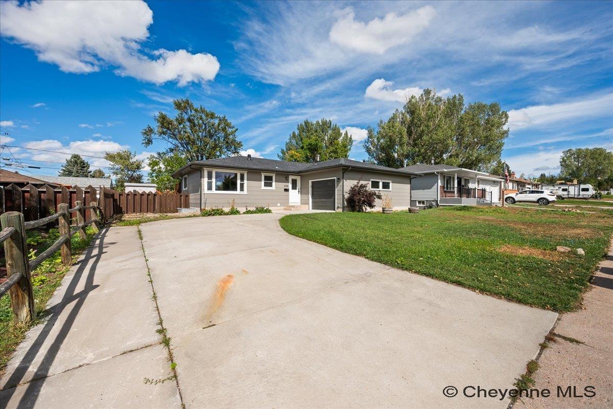 4310 E 7th St, Cheyenne, WY 82001 — photo 3