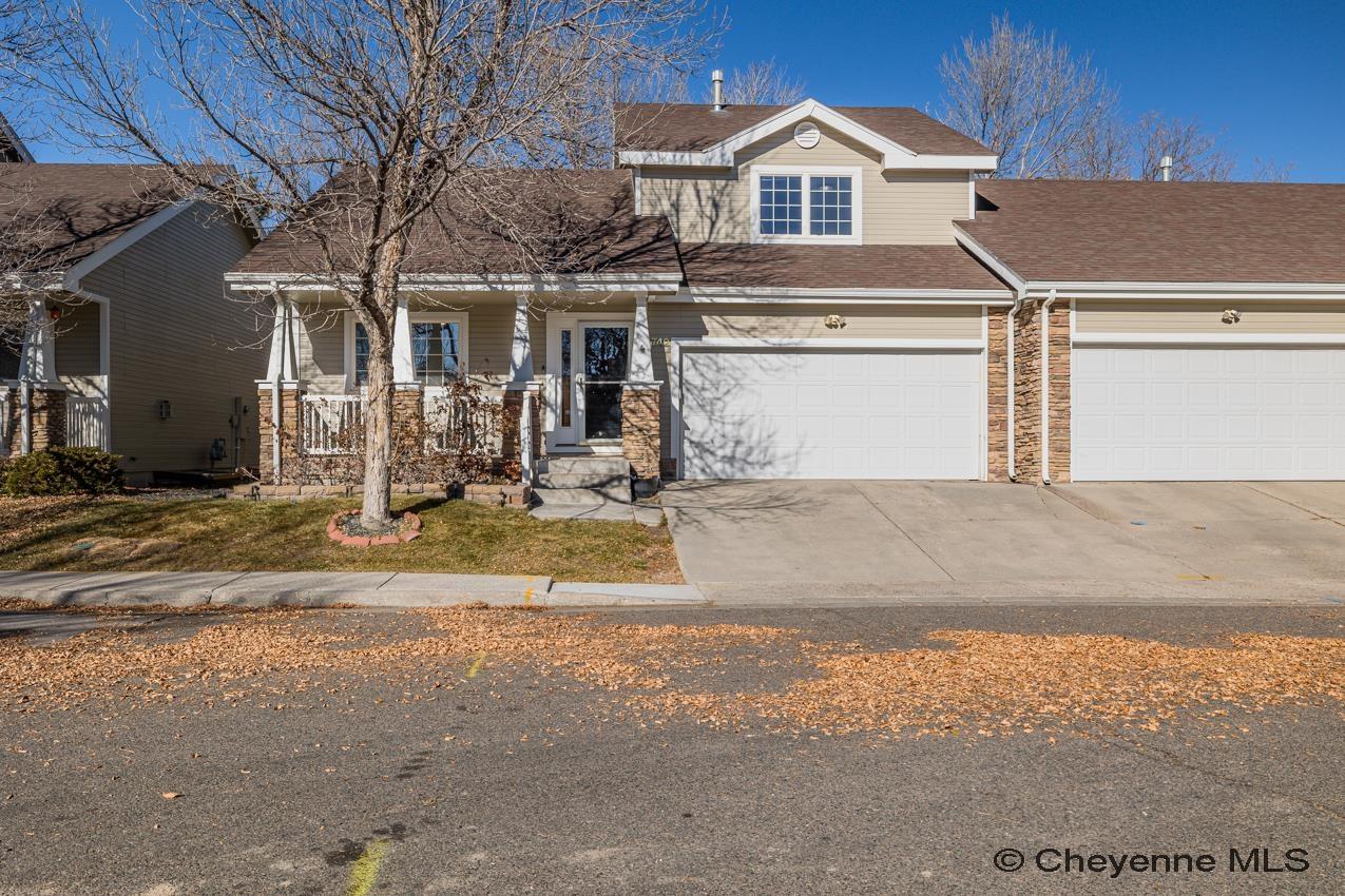 742 Cimarron Dr — photo