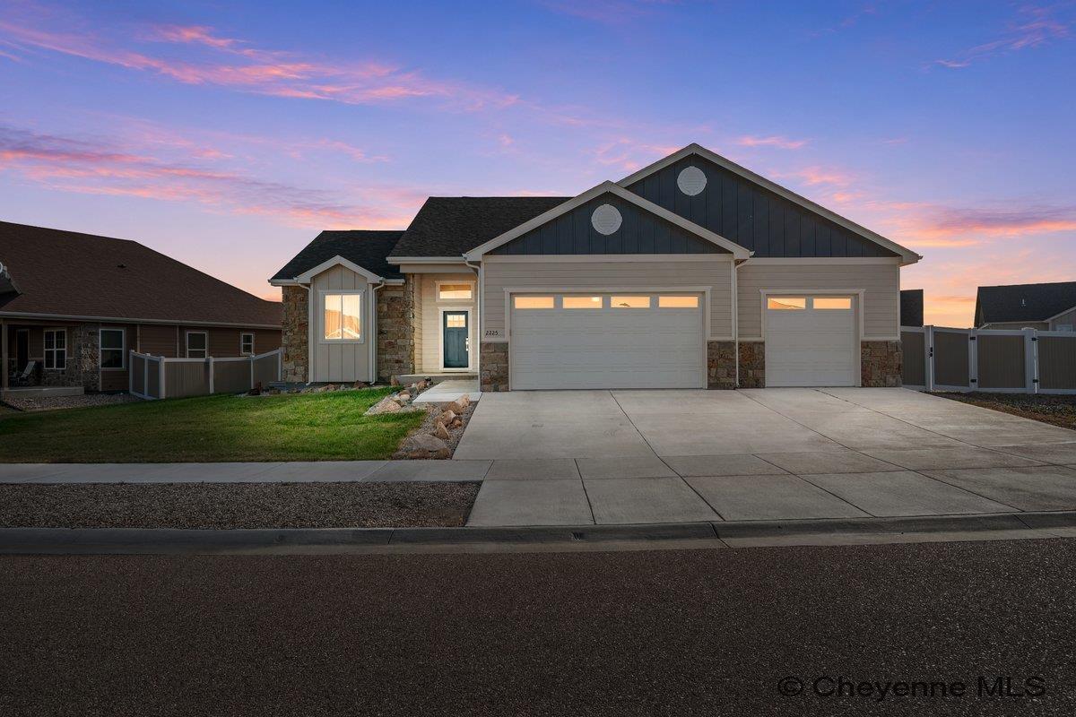 2225 Blue Norther Ln — photo