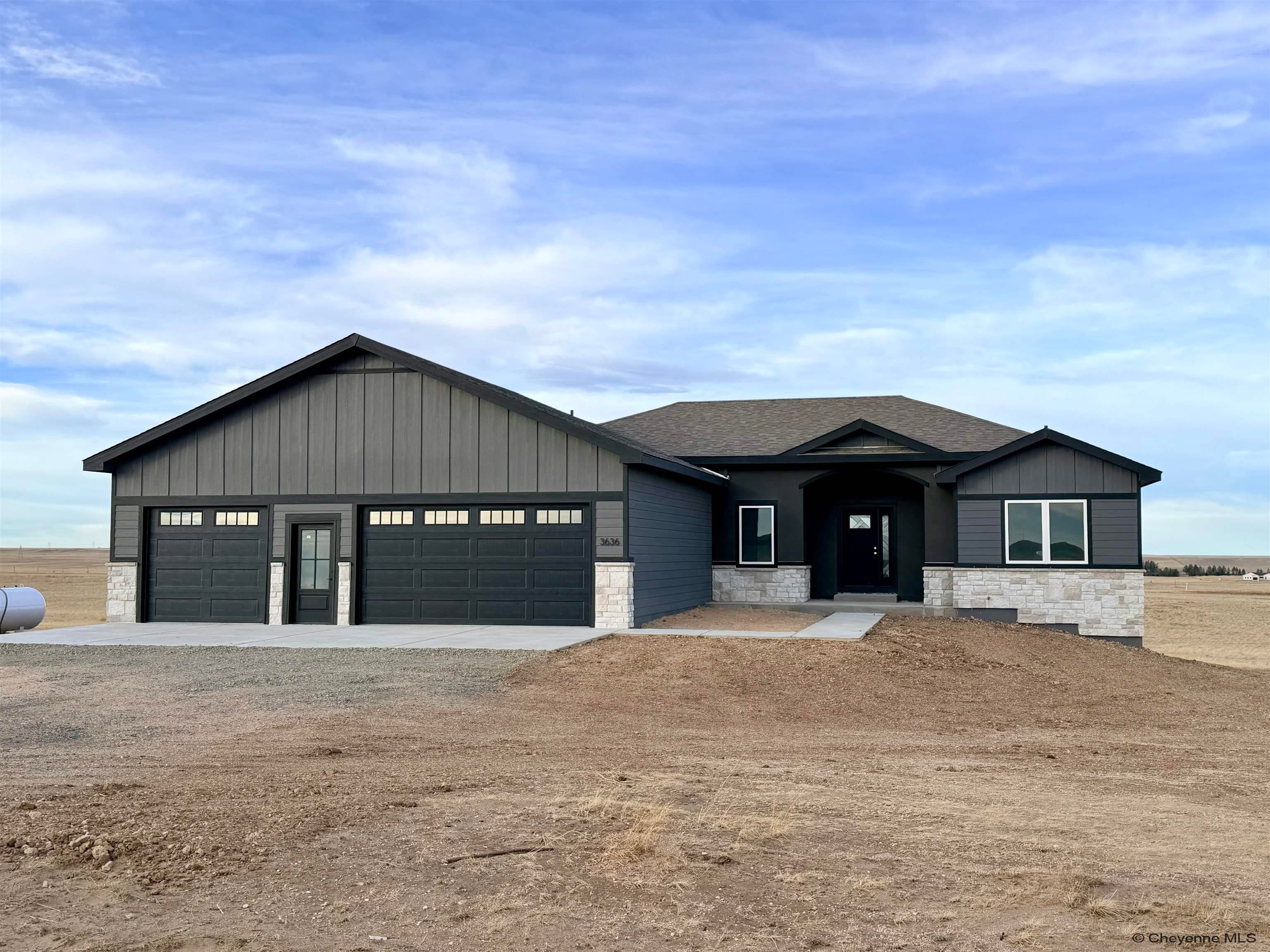 3636 Sky Train Dr — photo
