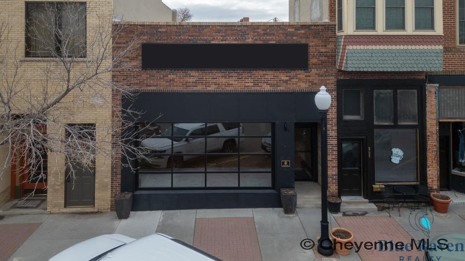 867 Gilchrist St — photo