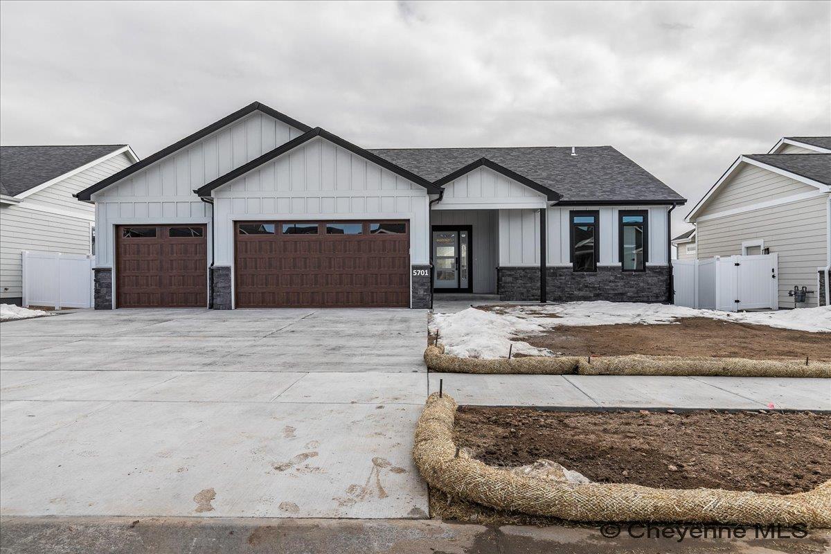 1218 Phipps Ave — photo
