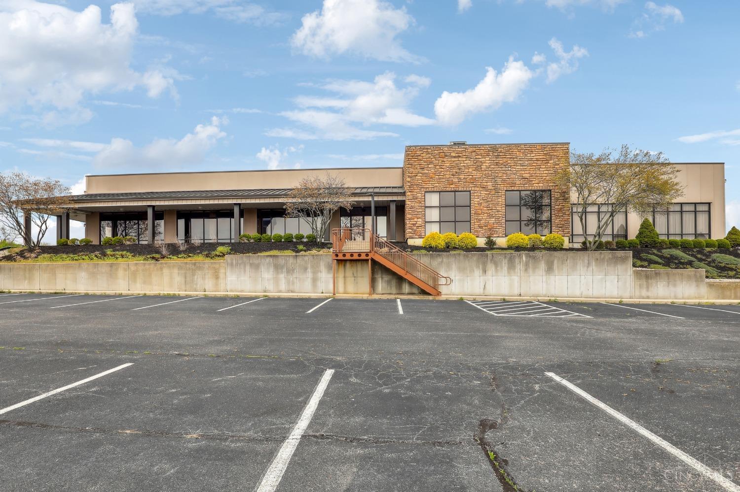 60 Overbrook Drive — photo