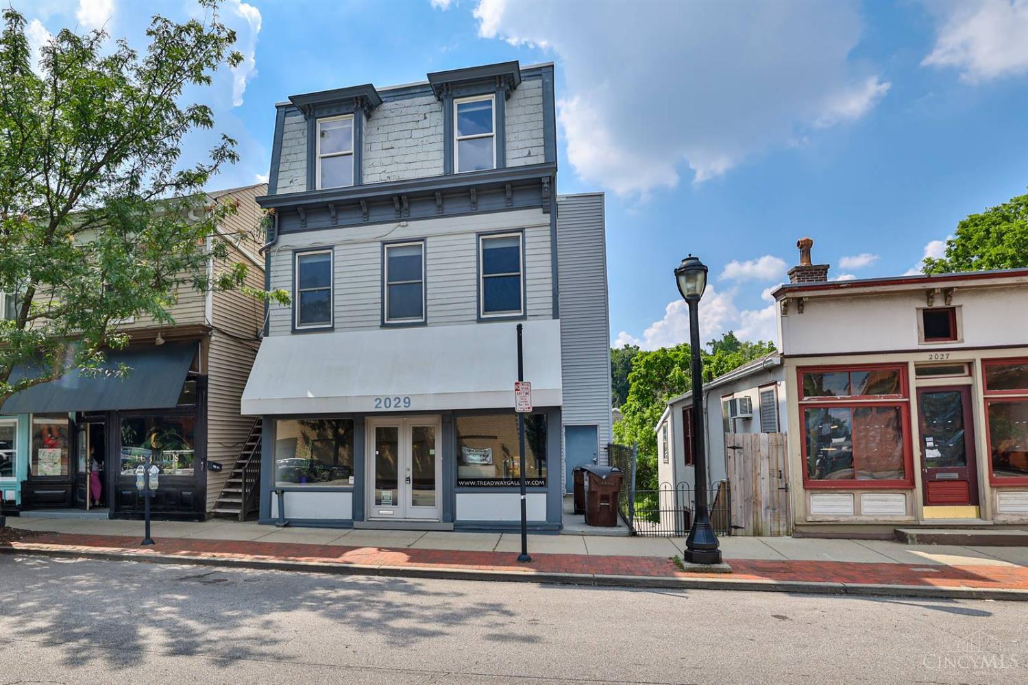 L Madison Road — photo