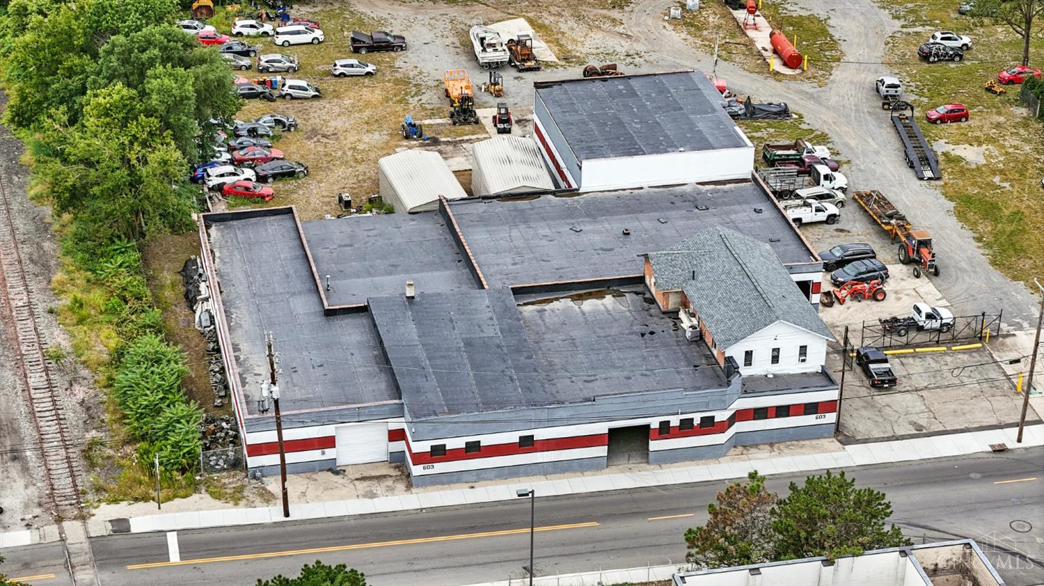 603 S Broadway Street — photo