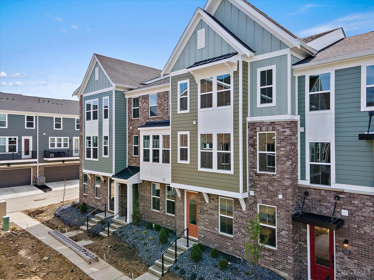 7440 Wetherington Lane — photo