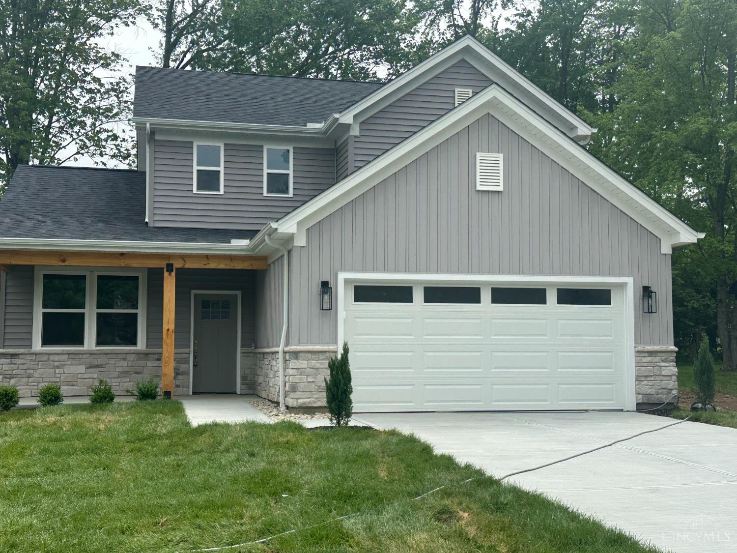 335 Ruth Street — photo