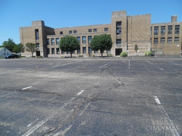 550 S Twelfth Street — photo
