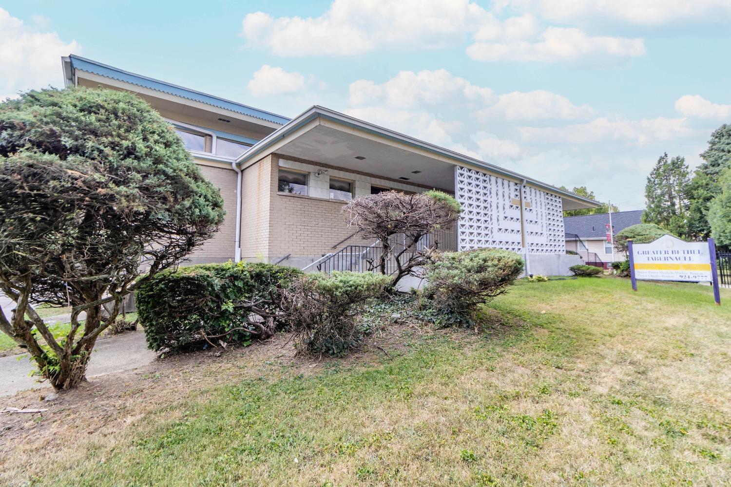 1515 Section Road, Cincinnati, OH 45237 — photo 2