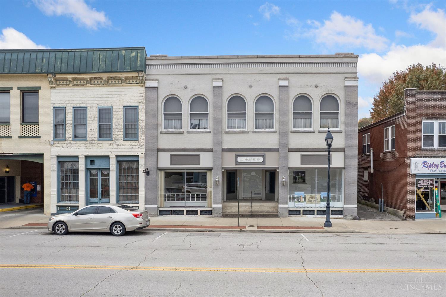 112 Main Street — photo