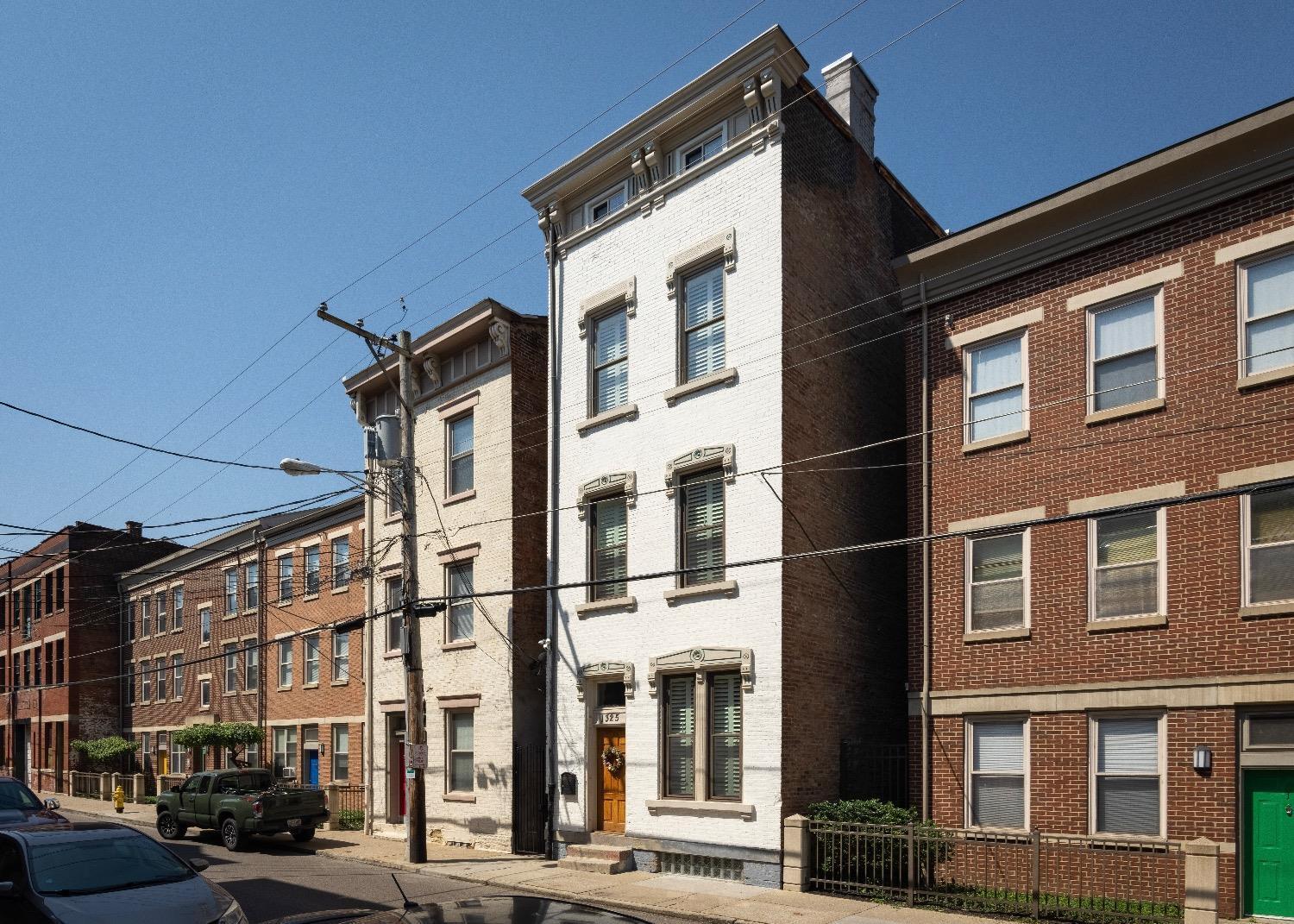 1325 Clay Street — photo