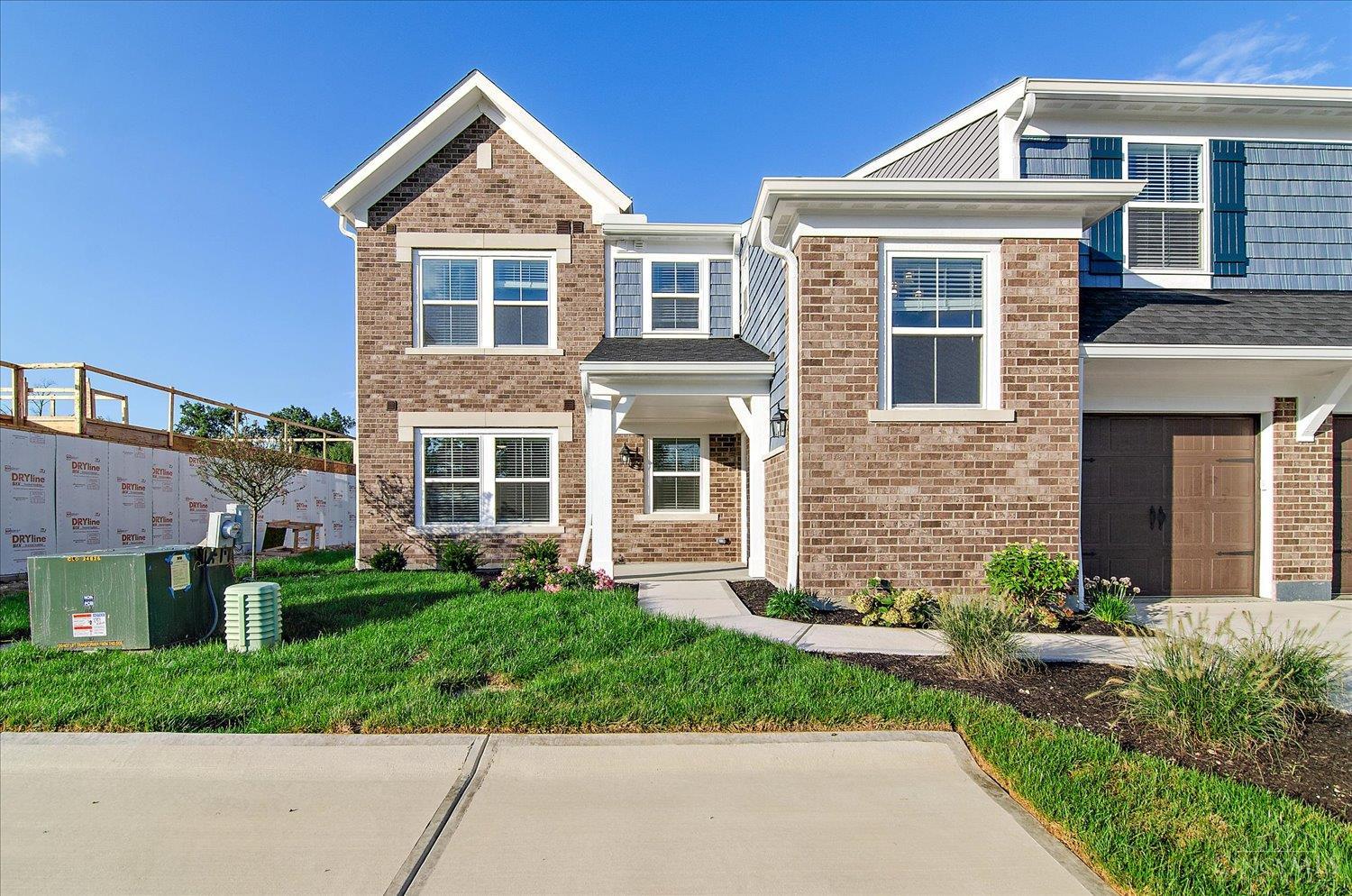 5892 Parkview Lane — photo