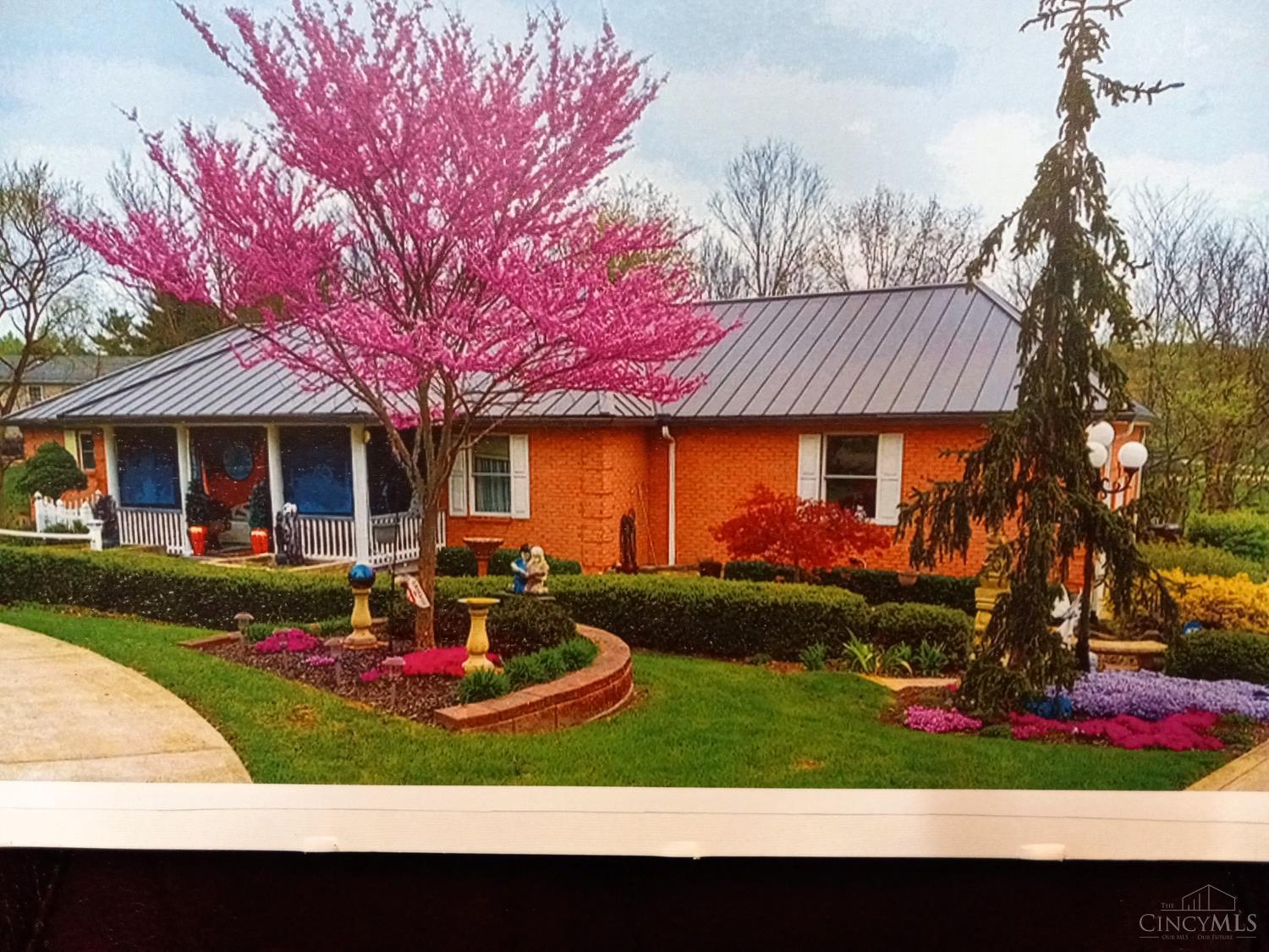 20902 Ridgecliff Court — photo