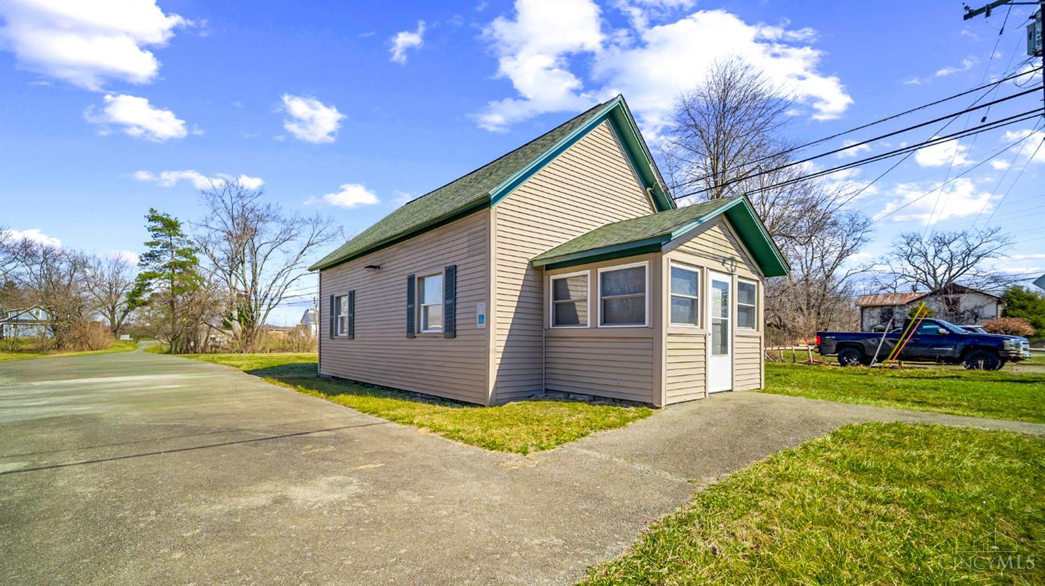 3827 Greenbush West Road — photo