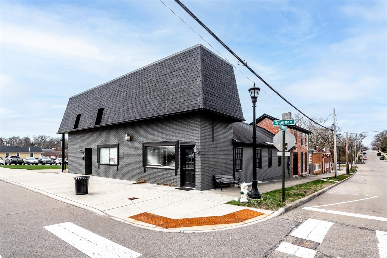 3 S Sycamore Street — photo