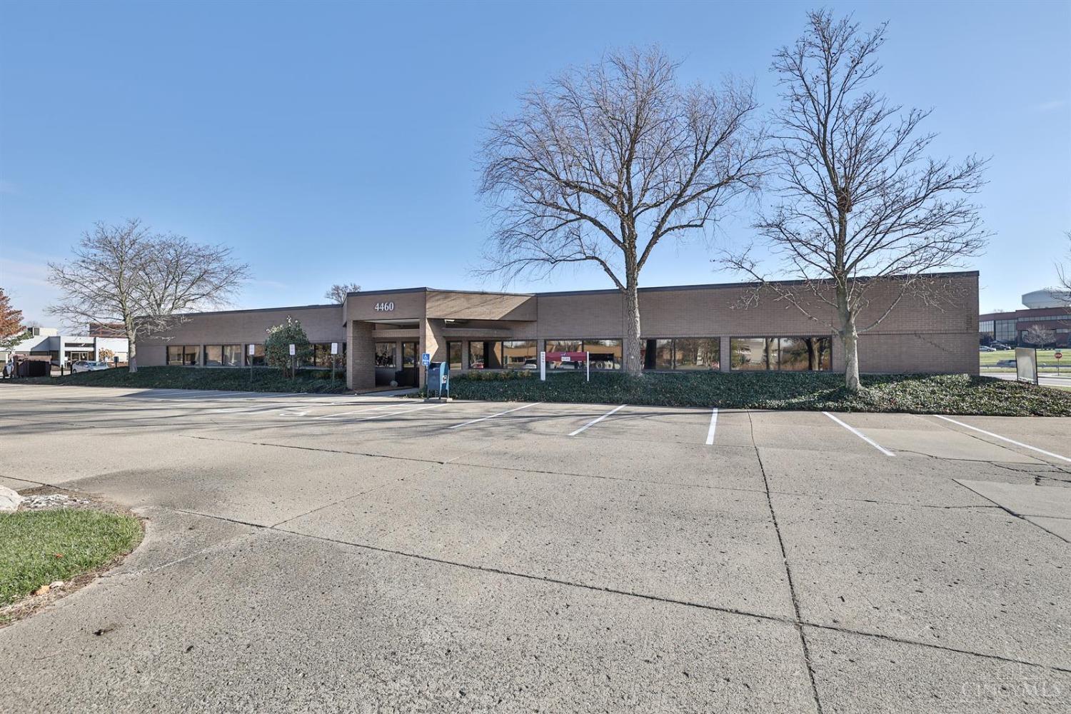 4460 Carver Woods Drive — photo