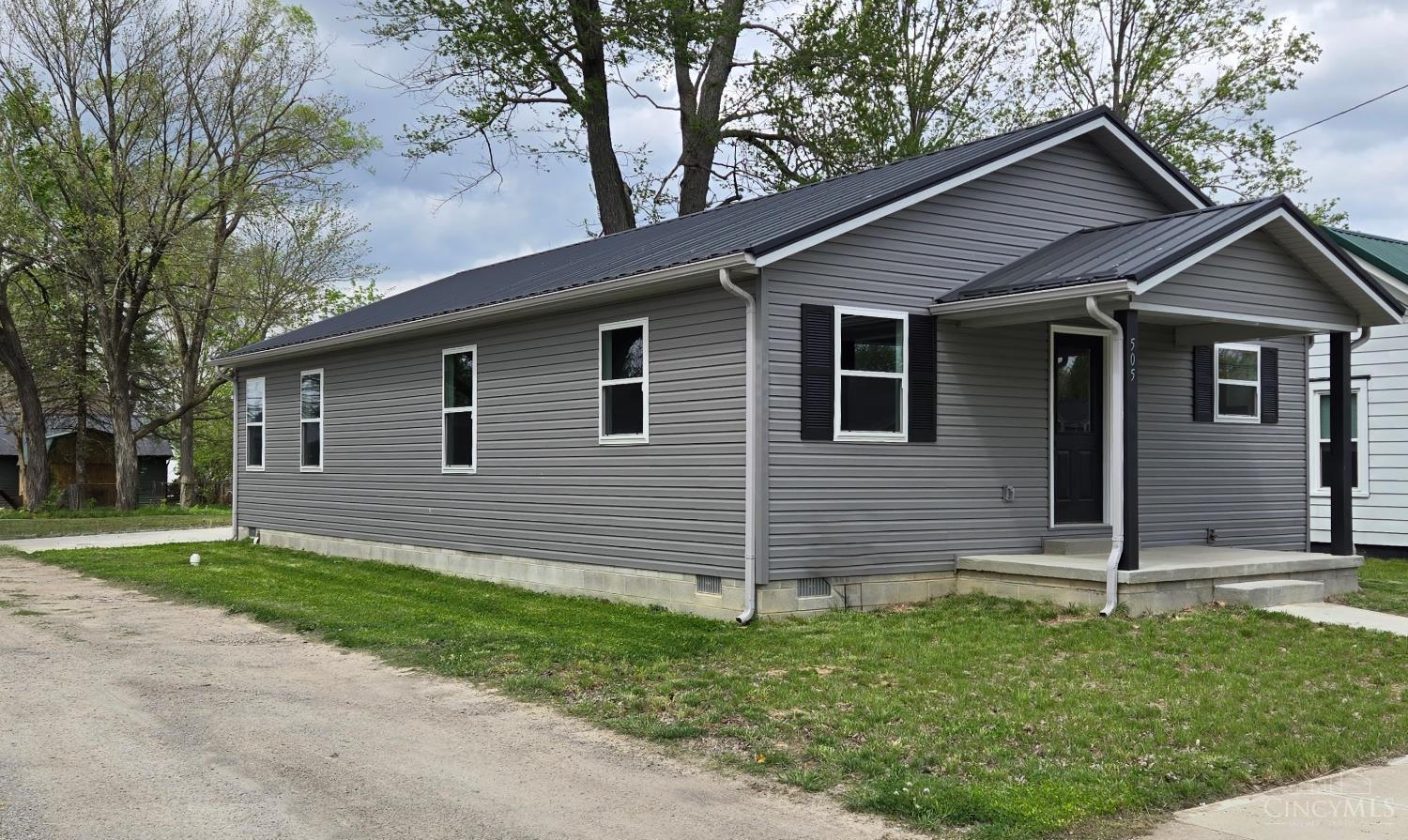 505 E Main Street — photo