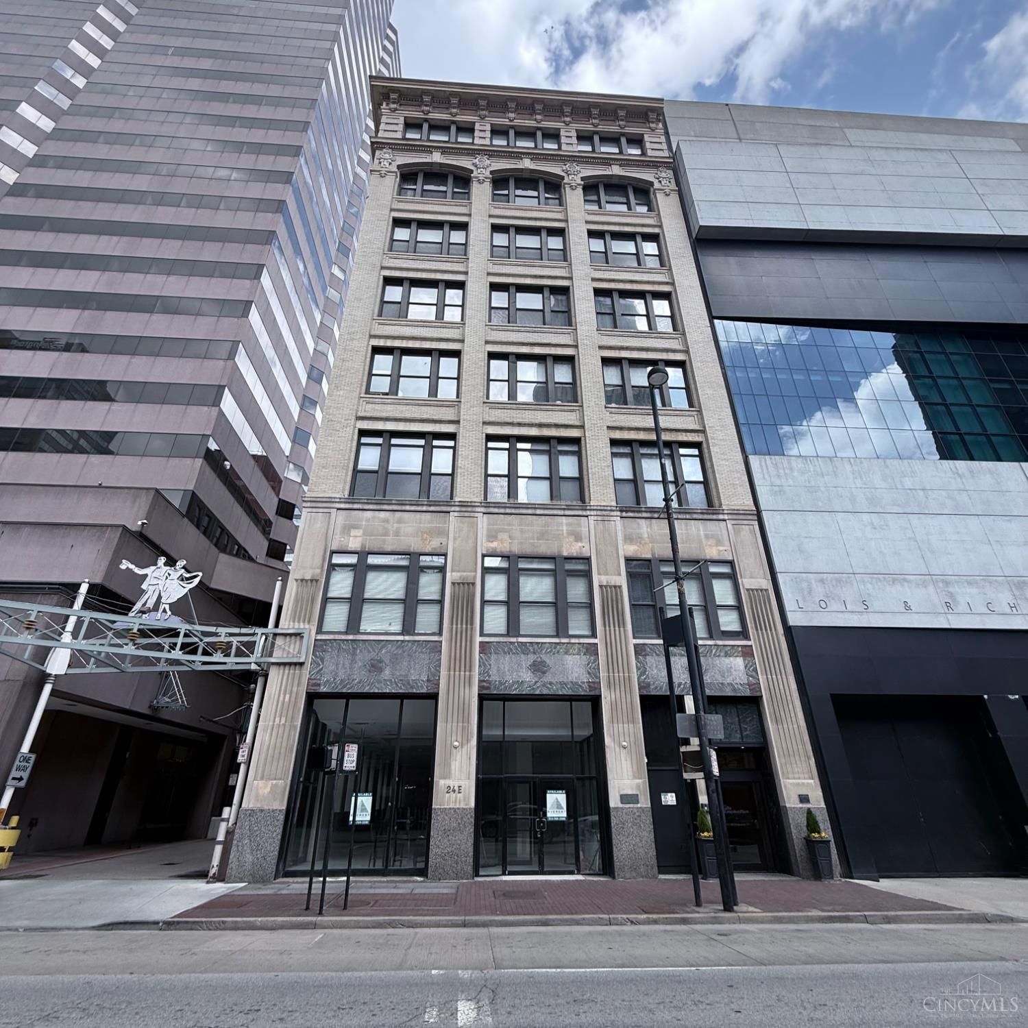 26 E Sixth Street — photo