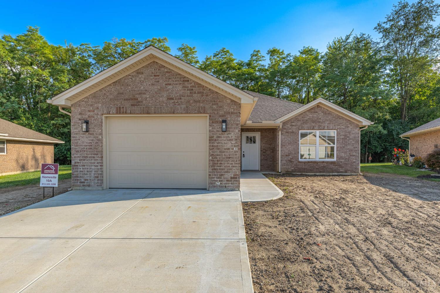 137 Pebble Creek Drive — photo