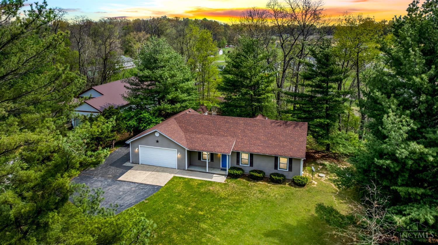 862 Waynoka Drive — photo