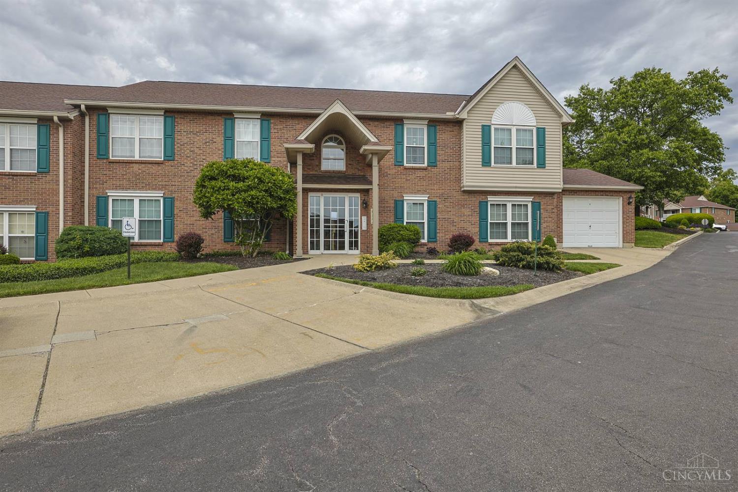 8773 Carrousel Park Circle — photo