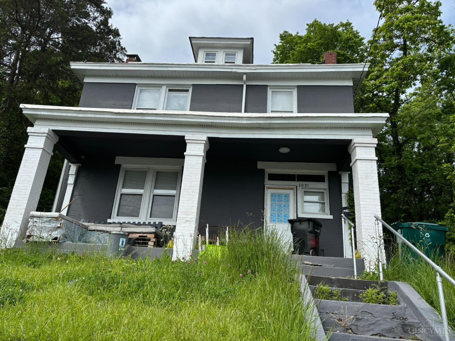3091 Beekman Street — photo