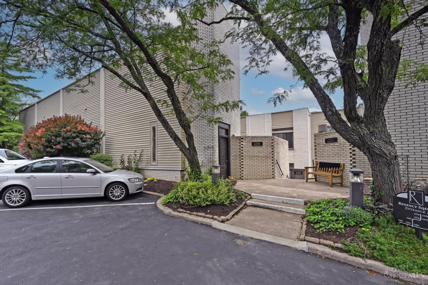 2396 Dana Avenue — photo