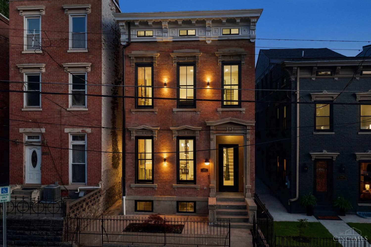 1117 Dayton Street — photo