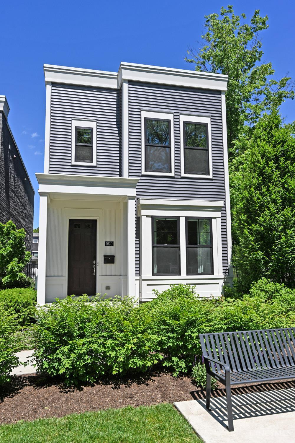 1620 Merrimac Street — photo