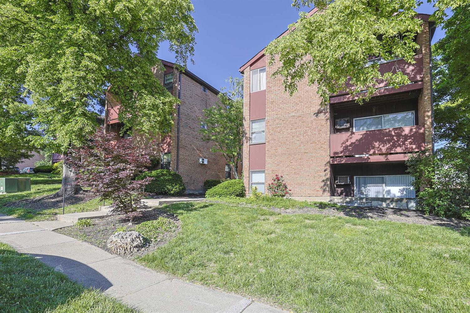4905 Chalet Drive — photo
