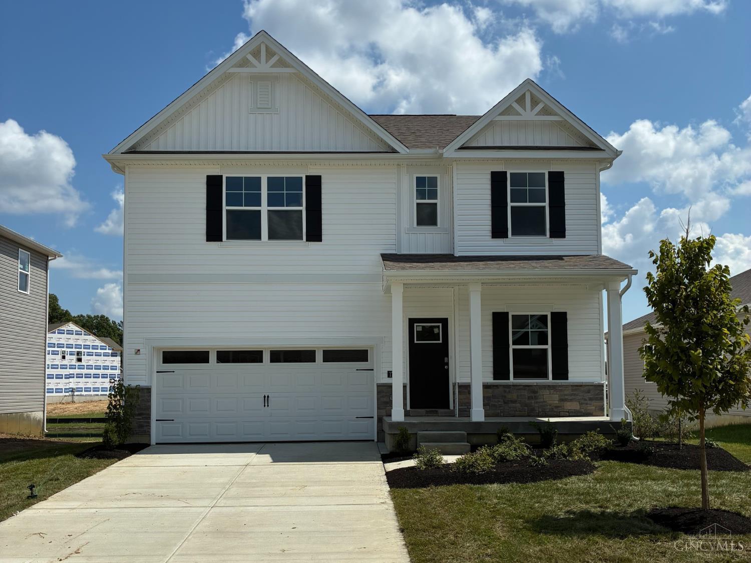 1770 Parkfield Way — photo