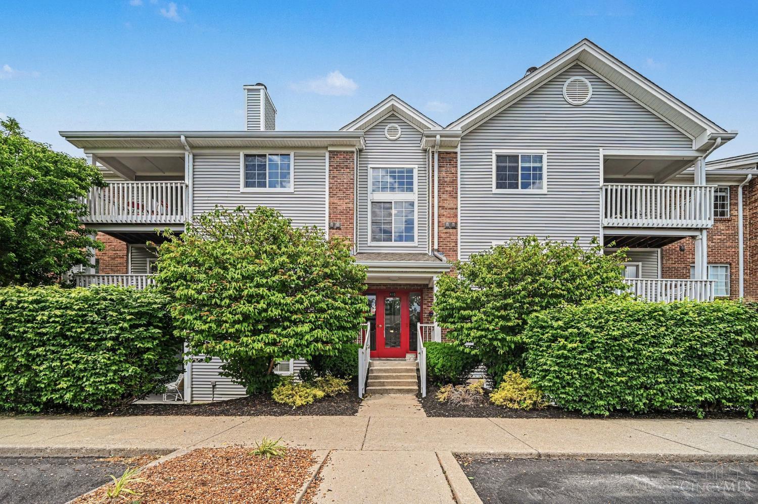 410 Carrington Lane — photo