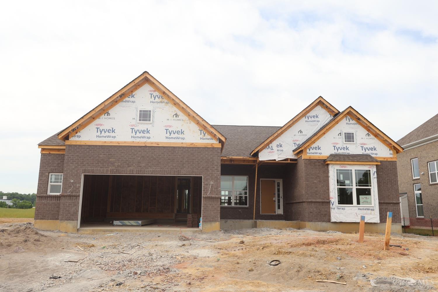 5400 White Pine Lane — photo