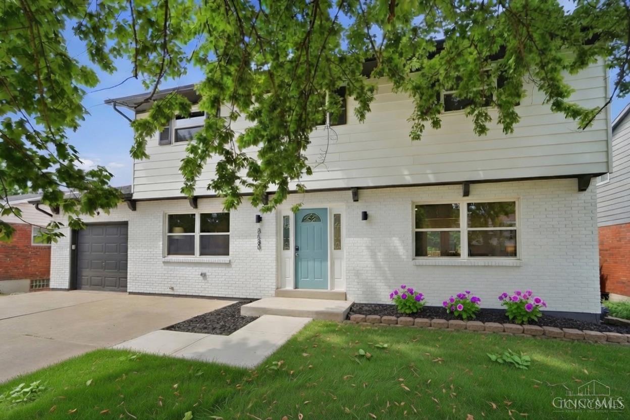 8680 Bethany Lane — photo